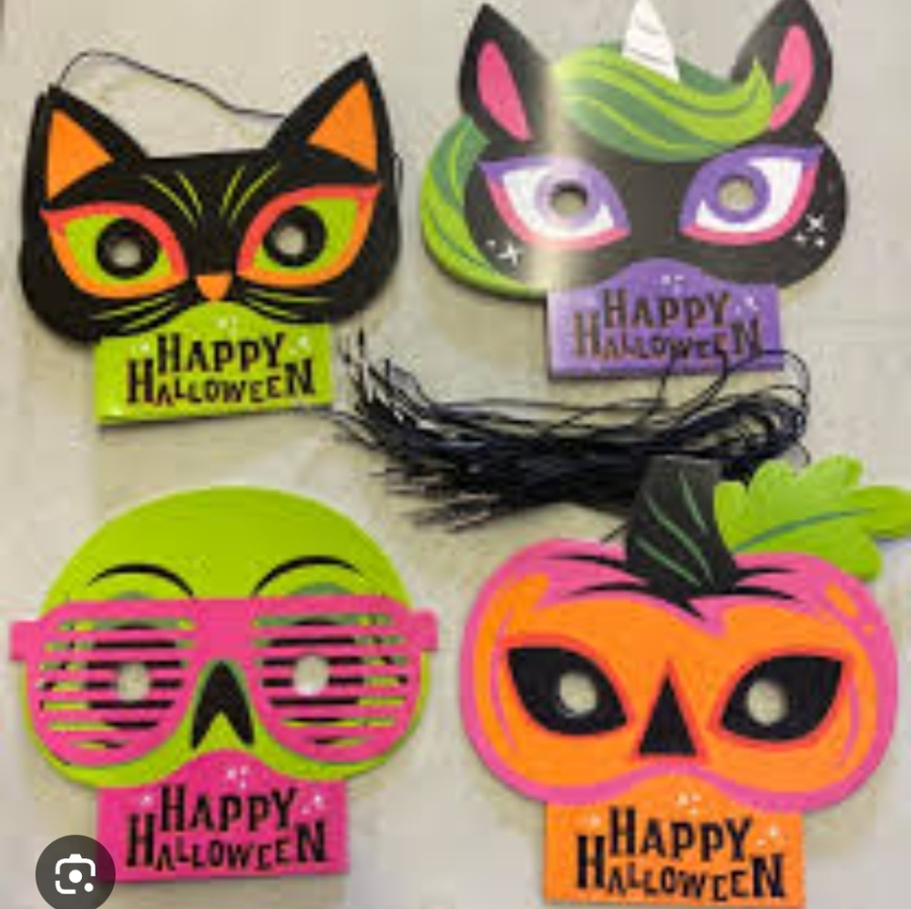 New Hyde and Eek Boutique 48 Count Happy Halloween Masks - Picture 3 of 7